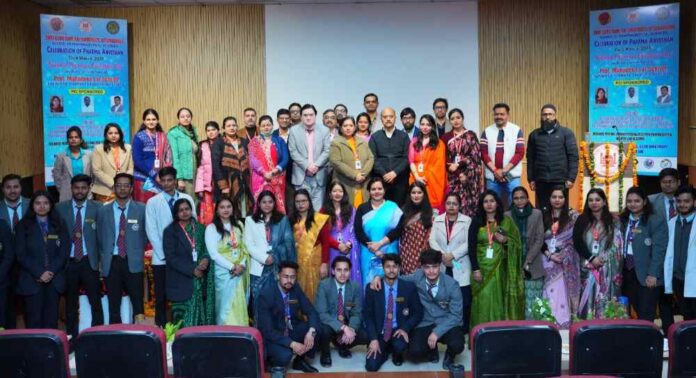 एसजीआरआरयू में फार्मा उद्यमिता एवं फार्मा स्टार्टअप्स पर विषेशज्ञों ने दिखाई नई राहें