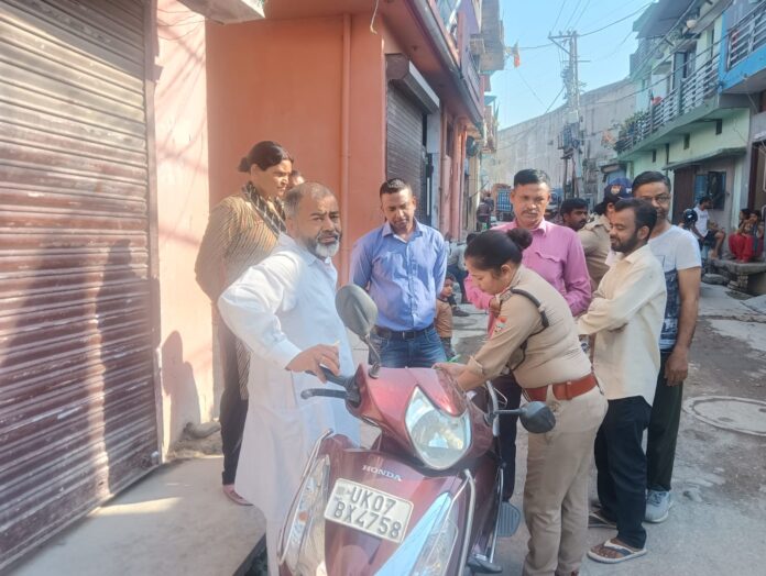 लगातार जारी है दून पुलिस का सत्यापन अभियान