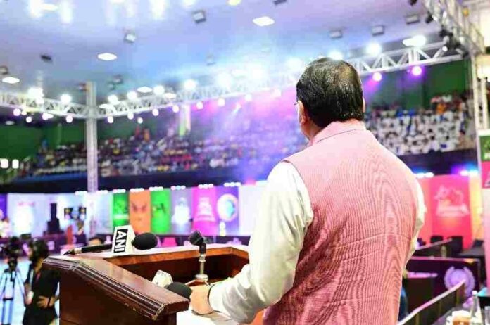 मुख्यमंत्री ने वंदना कटारिया इंडोर स्टेडियम रोशनाबाद में आयोजित युवा ऑल स्टार्स चैम्पियनशिप-2025 के समापन समारोह में किया प्रतिभाग