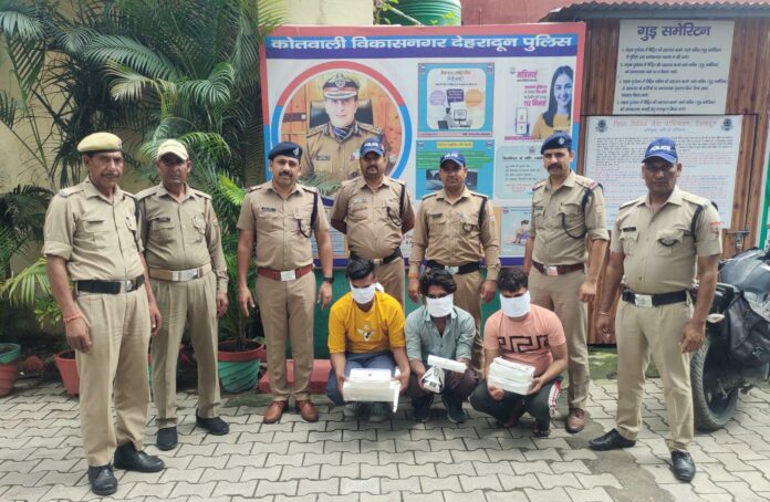 अंतर्राज्जीय नकबजन गिरोह आया दून पुलिस की गिरफ्त में
