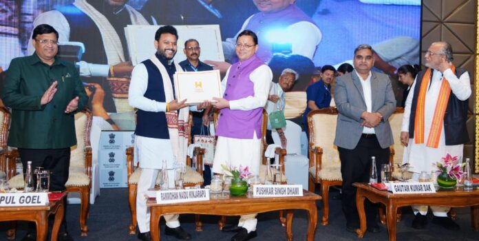 मुख्यमंत्री पुष्कर सिंह धामी ने की पर्वतीय राज्यों के लिए पृथक विमानन नीति की मांग