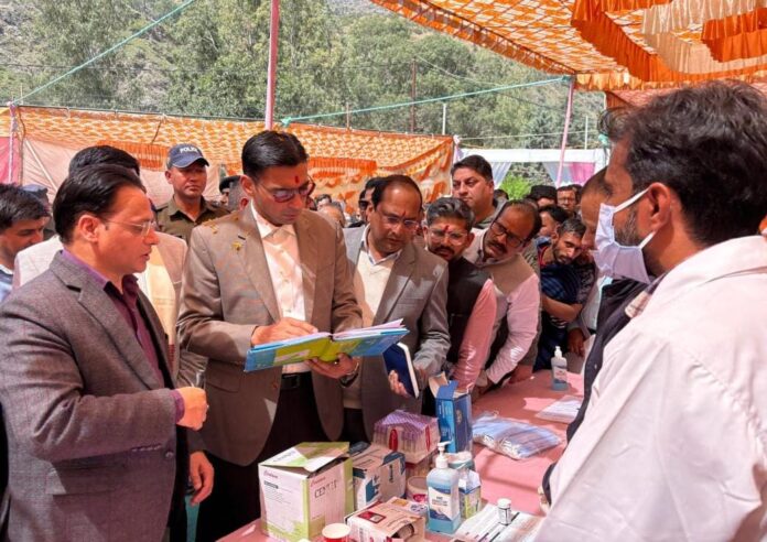 जनमन के हक पर डाका डालने वालों की प्रशासन ने मरोड़ी गर्दन, प्राथमिकी दर्ज