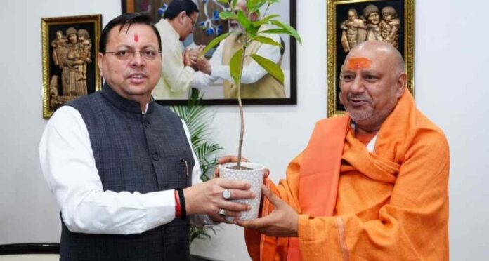 महामंडलेश्वर स्वामी यतींद्रानंद गिरी जी महाराज ने की ऑपरेशन कालनेमि की सराहना