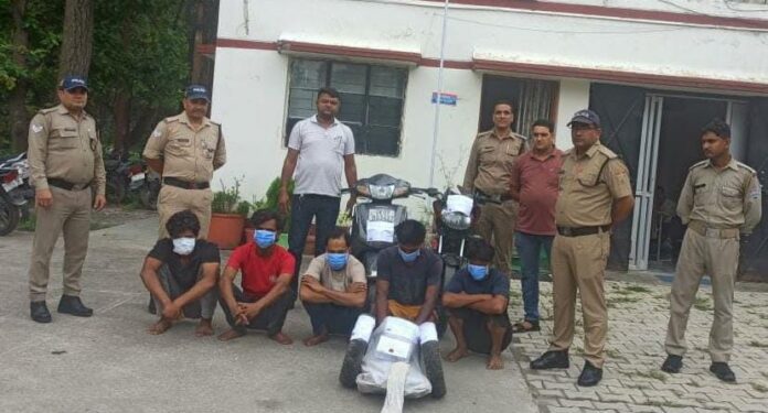 वाहन चोरी की 04 अलग अलग घटनाओ का दून पुलिस ने किया खुलासा