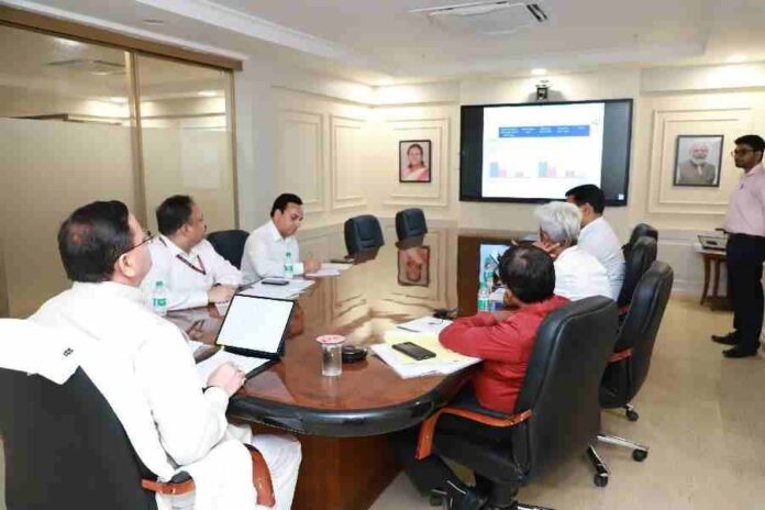 मुख्यमंत्री ने की शिक्षा विभाग की समीक्षा, शिक्षा में गुणात्मक सुधार के दिए निर्देश