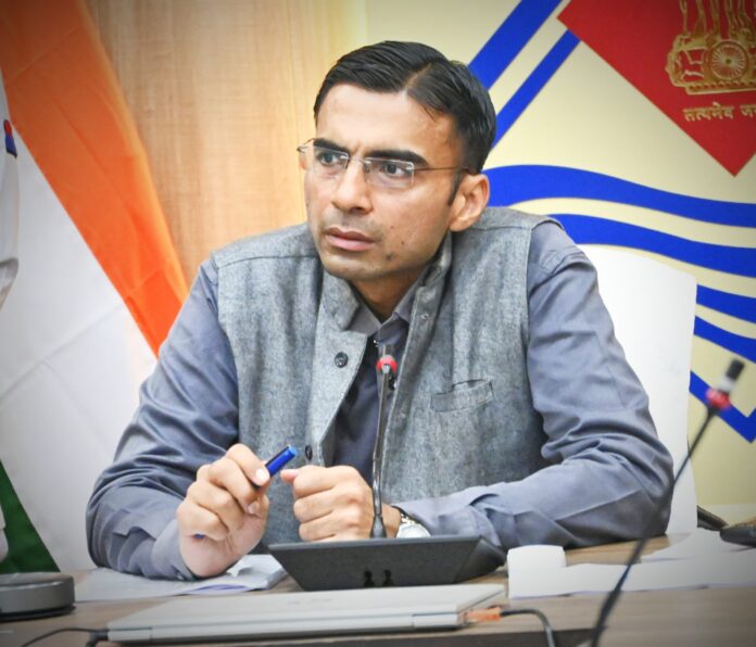 मुख्यमंत्री की प्रेरणा से जिला प्रशासन द्वारा प्रायोजित राज्य की प्रथम, महिला समूह आपरेटेड परेड ग्राउंड ओटोमेटेड पार्किंग, जनमानस को जल्द होगी समर्पित