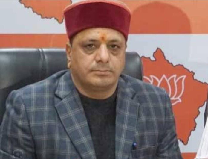 आरक्षण नही परिवारवाद की फिक्र मे बह रहे कांग्रेस के घड़ियाली आँसू: चौहान