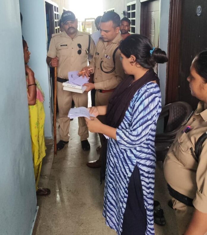 संदिग्धों की तलाश हेतु दून पुलिस ने चलाया सत्यापन अभियान