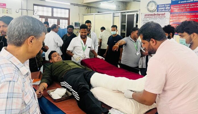 धराली आपदा में सीएम धामी की संवेदनशीलता, स्वास्थ्य टीमें बनीं जीवन रक्षक”