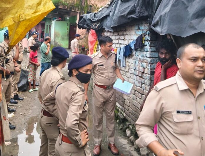 एसएसपी दून के निर्देशो पर जारी है दून पुलिस का सत्यापन अभियान