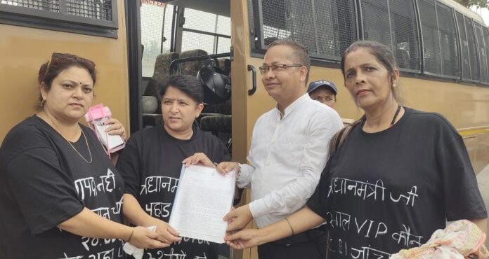 उत्तराखण्ड महिला कांग्रेस की प्रदेश अध्यक्ष ज्योति रौतेला ने प्रधानमंत्री से आपदा राहत और राज्यहित में ठोस हस्तक्षेप की मांग की