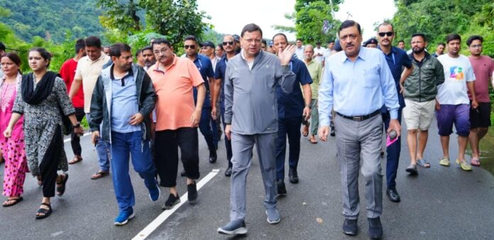 मुख्यमंत्री पुष्कर सिंह धामी ने मंगलवार को अतिवृष्टि से प्रभावित देहरादून जनपद के मालदेवता क्षेत्र एवं केसरवाला का स्थलीय निरीक्षण कर वहाँ की स्थिति का जायज़ा लिया