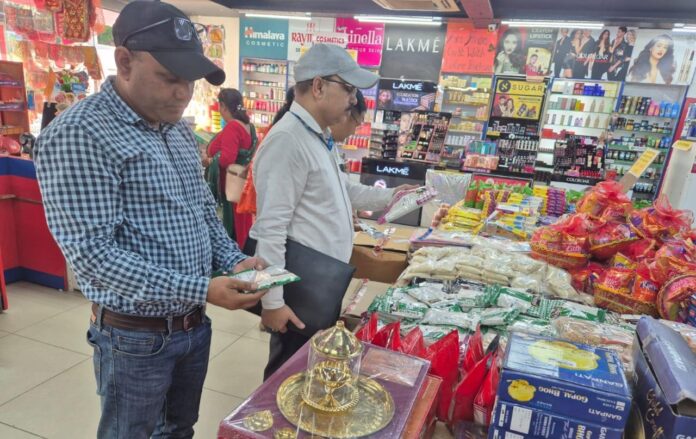 उत्तराखंड में त्योहारों पर मिलावटखोरों के खिलाफ सख़्ती मुख्यमंत्री पुष्कर सिंह धामी के निर्देश पर प्रदेशभर में एफडीए का विशेष अभियान जारी