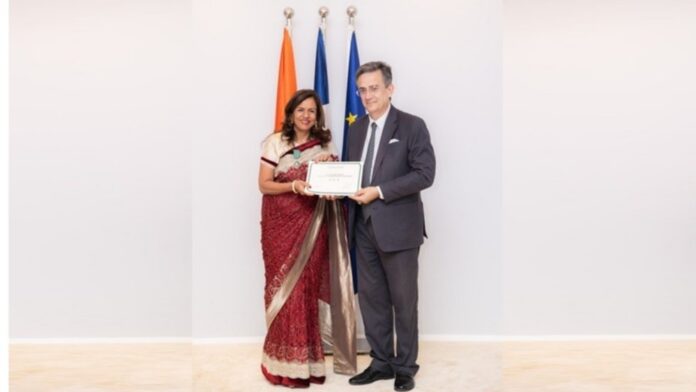 संगीता जिंदल को फ्रांसीसी सम्मान, शेवेलियर डे ल’ऑर्ड्रे डेस आर्ट्स एट डेस लेट्रेस से किया गया सम्मानित