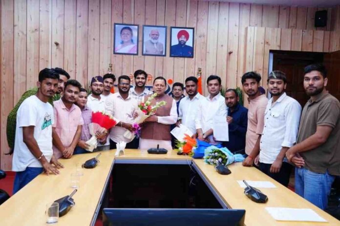 परीक्षा रद्द होने पर बेरोजगार संघ ने सीएम धामी का जताया आभार