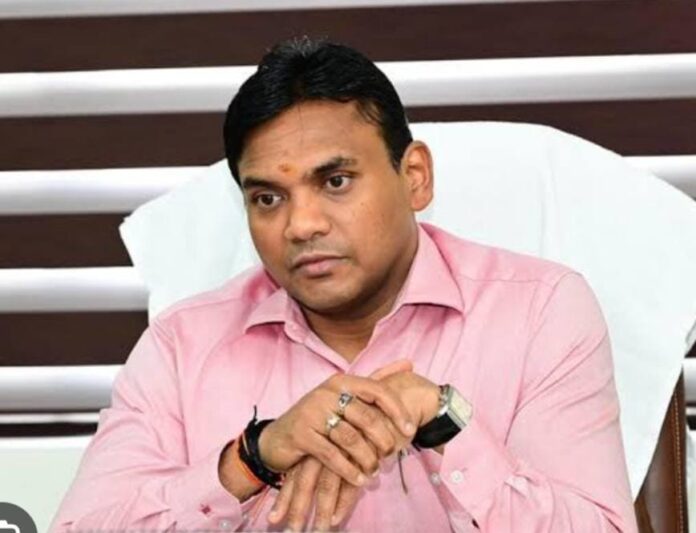 टाइप-1 डायबिटीज से प्रभावित लोगों के लिए उत्तराखंड बना उम्मीद का केंद्र, धामी सरकार की एक अनूठी पहल