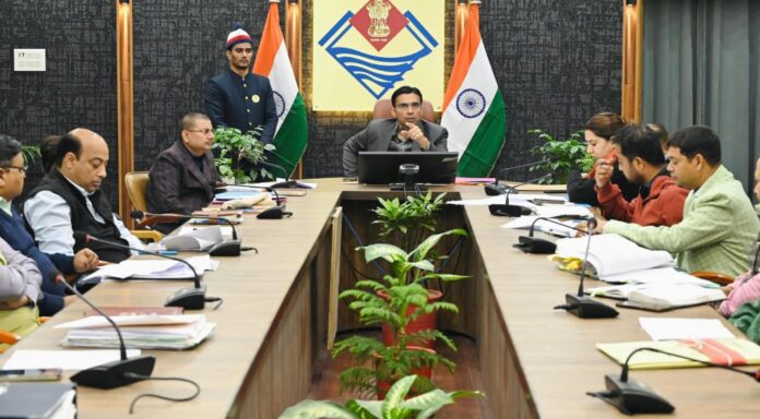 डीएम ने अधिकारियों से ही मांगी अतिक्रमण हटाने की समयसीमा; निर्धारित अवधि में एक्शन नही तो; कार्रवाई तय