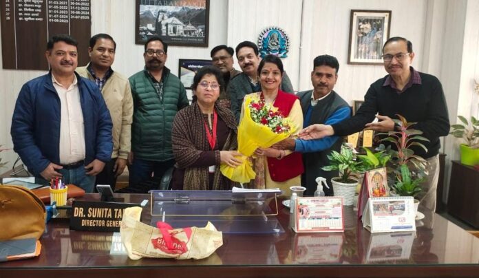 फार्मेसी अधिकारी संगठन की स्वास्थ्य महानिदेशक से भेंट