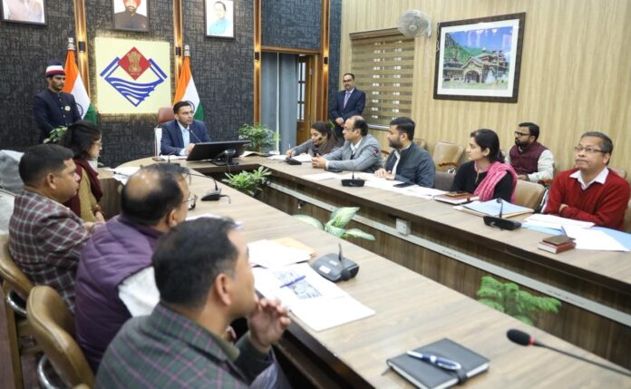 परियोजना को गति देने डीएम ने भूमि अधिग्रहण और पुनर्वास में तेजी लाने के दिए आदेश