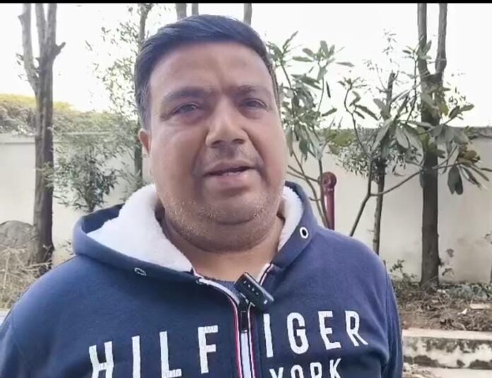 संडे मार्केट से MDDA फ्लैट वालों की जिंदगी बनी दुश्वार, शोर–जाम–अव्यवस्था से त्रस्त एमडीडीए कॉलोनी