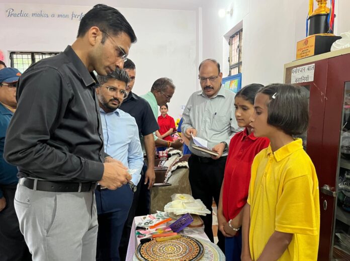 मुख्यमंत्री के विज़न व जिलाधिकारी के प्रयासों से त्यूनी को आधुनिक लाइब्रेरी की सौगात