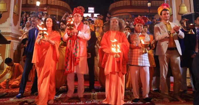 मुख्यमंत्री पुष्कर सिंह धामी ने परमार्थ निकेतन में 38वें अंतर्राष्ट्रीय योग महोत्सव में किया प्रतिभाग