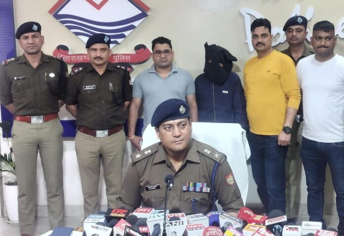 प्रेमनगर क्षेत्र में अज्ञात महिला का शव मिलने की घटना का दून पुलिस ने किया खुलासा