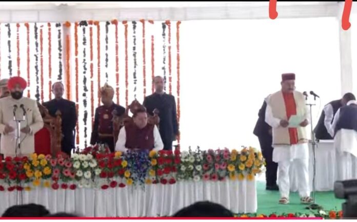 बड़ी खबर:मुख्यमंत्री पुष्कर सिंह धामी कैबिनेट का हुआ विस्तार आज,इन पांच विधायको ने ली मंत्री पद की शपथ देखे लिस्ट