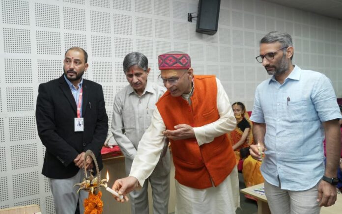 एसजीआरआर विश्वविद्यालय में अंतरराष्ट्रीय योग सम्मेलन वैश्विक विशेषज्ञों ने साझा किए विचार