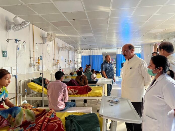 स्वास्थ्य मंत्री सुबोध उनियाल के सरप्राइज विजिट का सिलसिला जारी, आज कोरोनेशन अस्पताल पहुंचकर व्यवस्थाओं का गंभीरता से लिया जायजा