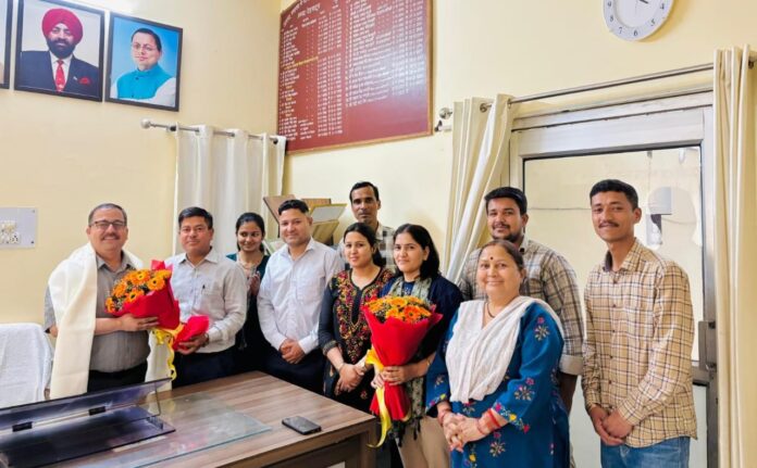 स्थानांतरण पर सहायक निदेशक बद्री चंद नेगी को दी स्नेहिल विदाई