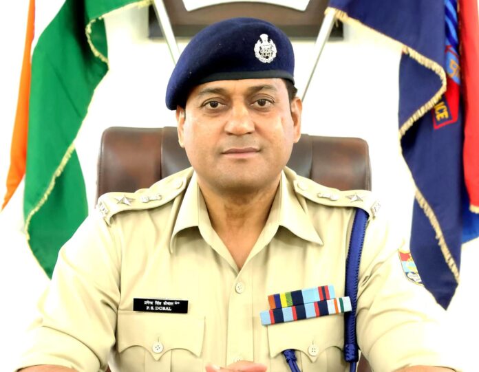 एसएसपी दून के निर्देशों पर सार्वजनिक स्थानों पर गुंडागर्दी करने वालों के विरूद्ध दून पुलिस का आपरेशन प्रहार जारी