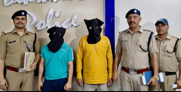 पहाड के भोले भाले लोगों तथा फौजियों को भूमि बेचने के नाम पर ठगने वाला शातिर जालसाज आया दून पुलिस की गिरफ्त में