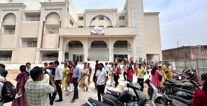 एसजीआरआर एजुकेशन मिशन की मेगा शिक्षक चयन प्रक्रिया में दिखा युवाओं का उत्साह
