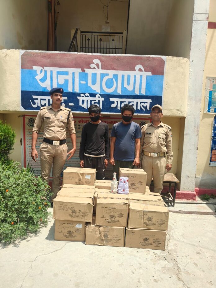 पौड़ी ssp सर्वेश पंवार के निर्देश पर नशा तस्करी के खिलाफ बड़ी कार्रवाई, बोलेरो सहित शराब की खेप जब्त