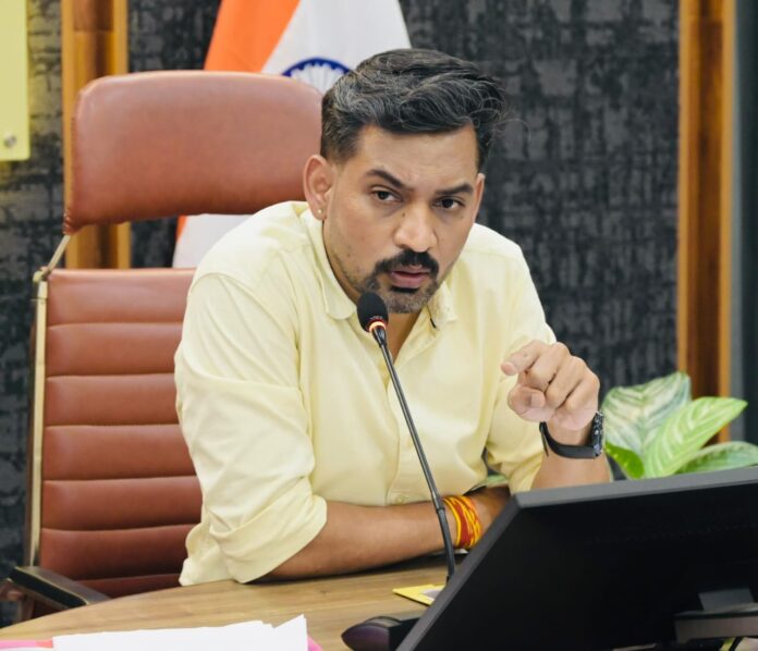 15 अगस्त को जिलेभर के शिक्षण संस्थानों में दिलाई जाएगी ‘कन्या भ्रूण संरक्षण प्रतिज्ञा’ डीएम ने दिए निर्देश