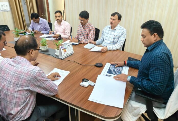 केदारनाथ यात्रा व्यवस्थाओं पर सरकार की पैनी नजर, प्रभारी सचिव डॉ. आर. राजेश ने की वर्चुअल समीक्षा