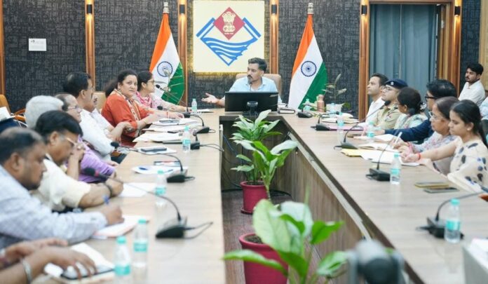 नशामुक्ति अभियान को गति देने के लिए शिक्षण संस्थानों में होंगी विशेष कार्यशालाएं