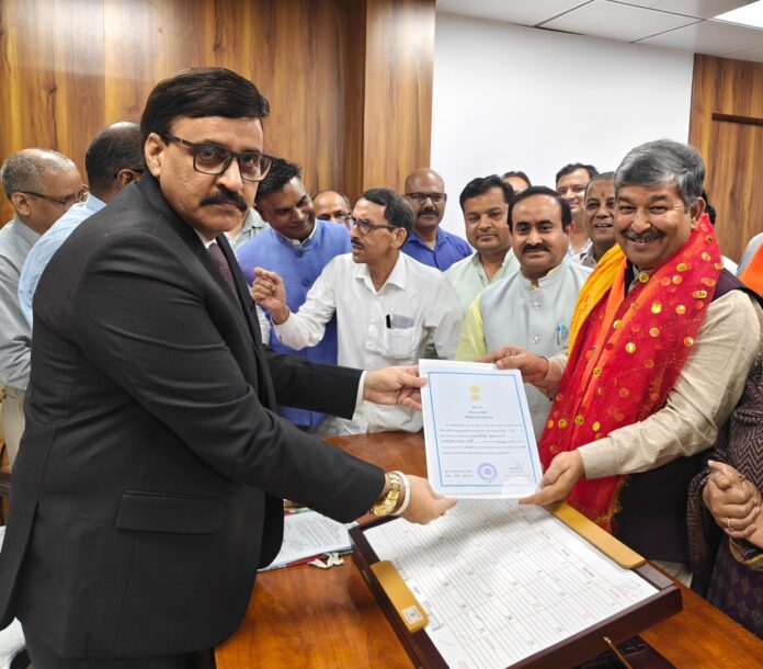 भट्ट ने दी दिनेश आर्य को निर्विरोध राज्यसभा सांसद बनने पर हार्दिक बधाई